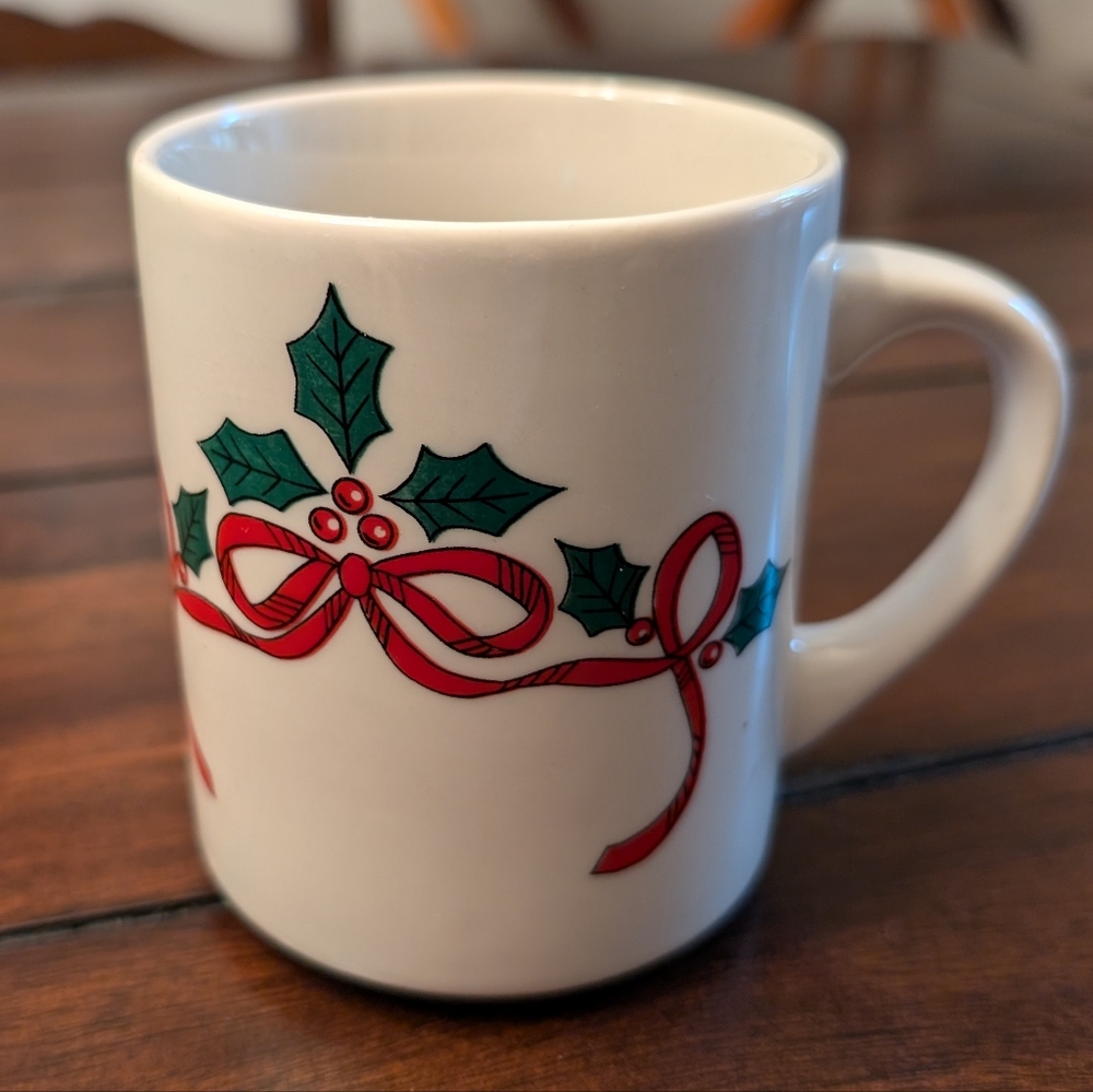 Mount Clemens Pottery Christmas Holly Mug